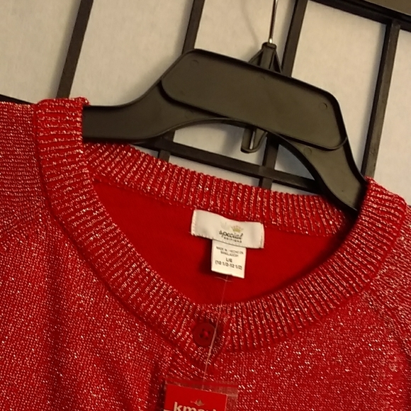 NWT Special Editions sweater w red shinny looks - Picture 5 of 13